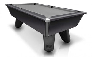 Outdoor Cry Wolf Pool table